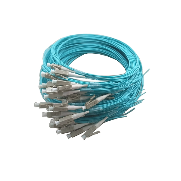 Selection of Dedicated Optical Communication Testers for Data Centers