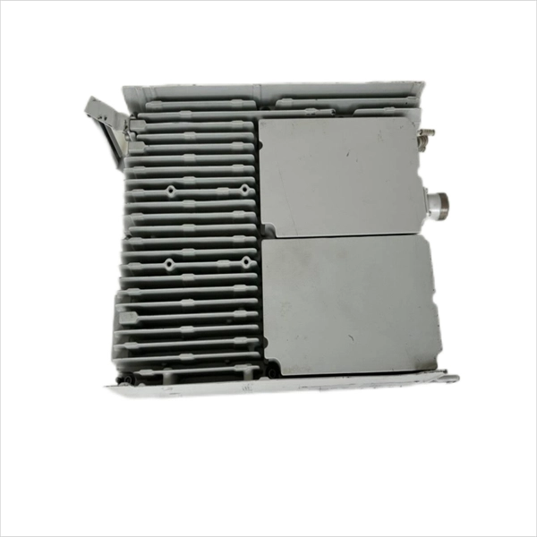 What is the minimum amperage rating for a secondary distribution box 