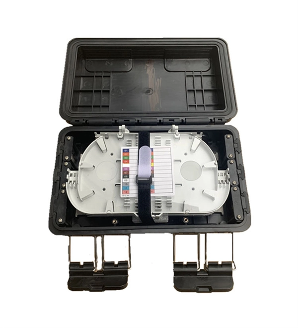 Fiber distribution boxes must be installed on utility poles
