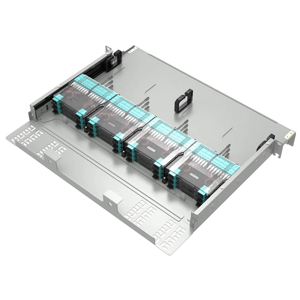 Which side should the optical module s optical cable be connected to 