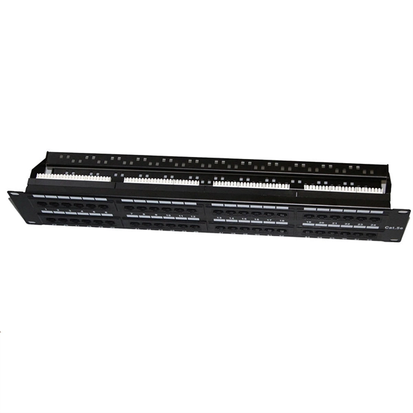 Square hole for building electrical distribution box