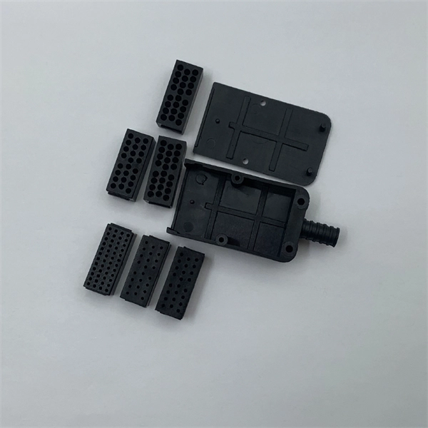 UAE Steel Tray Cable Tray Manufacturer