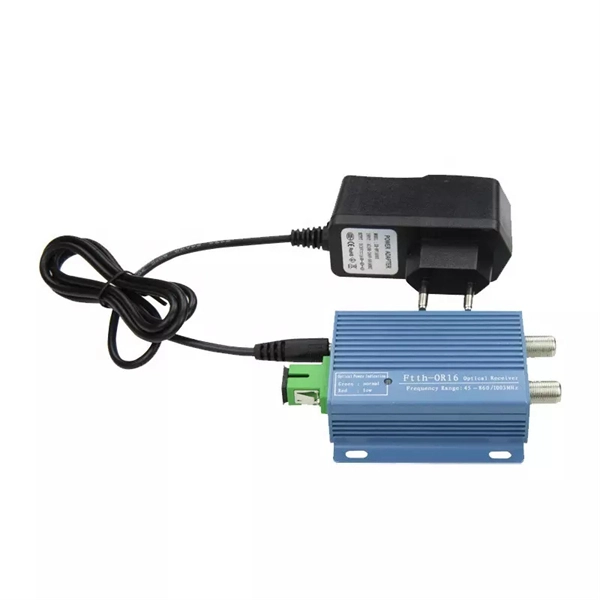 What types of cables can be used with a distribution box 
